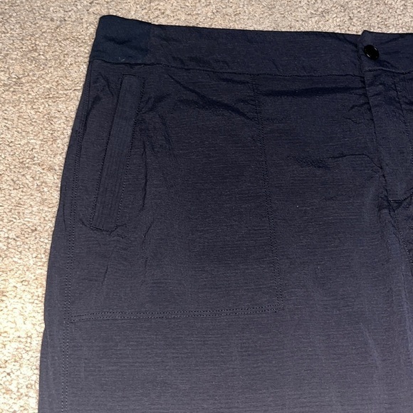 Athleta Trekkie Hike Pant Ripstop Cinch Ankles Black 20 - Picture 4 of 12